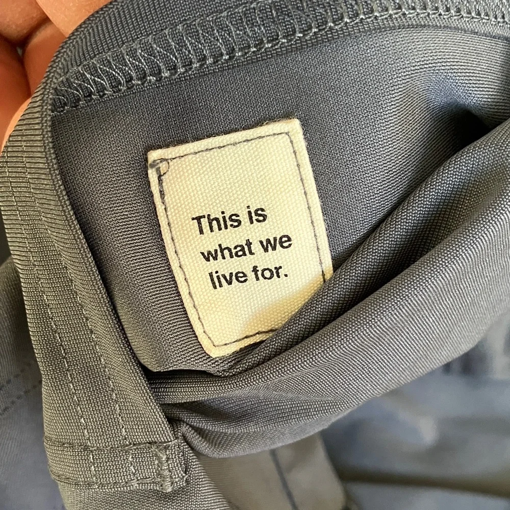 Vuori Meta pants - Picture 16 of 17